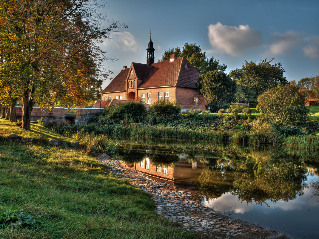 Gut Brodau 2 / Torhaus