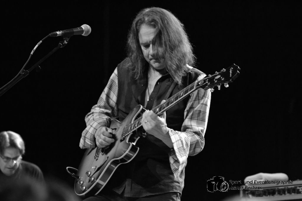 Robben Ford