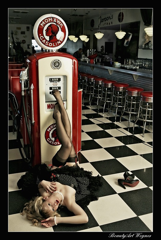 Ina in the diner II