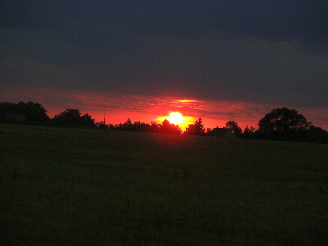 Sonnenuntergang auf dem Land