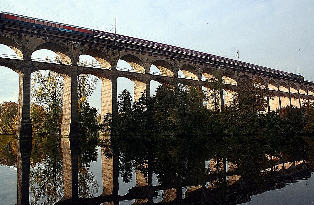 Bietigheimer Viadukt Spiegelbild