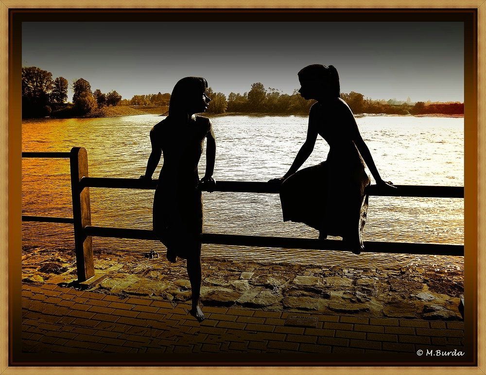 Die zwei am Rhein (Rees)
