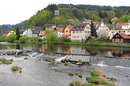 Gernsbach  mit Blick auf  die Murg  und die Altstadt.