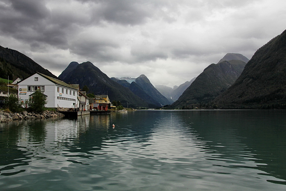 Der Fjaerlandfjord